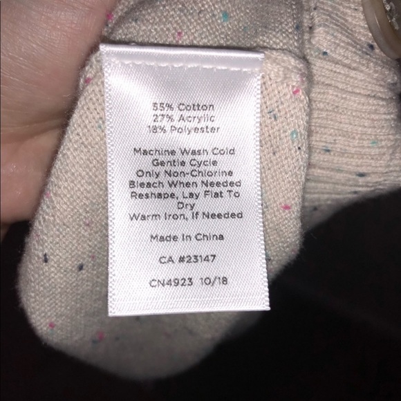 Cream colored TALBOTS Speckled Rainbow v-neck knit sweater - Picture 8 of 11